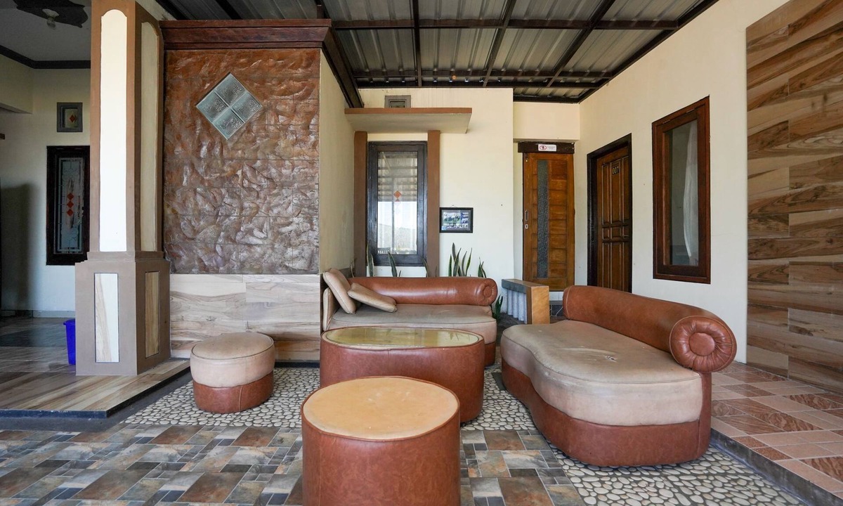 Ngadisari Hotel | OYO 1087 Homestay Potato House