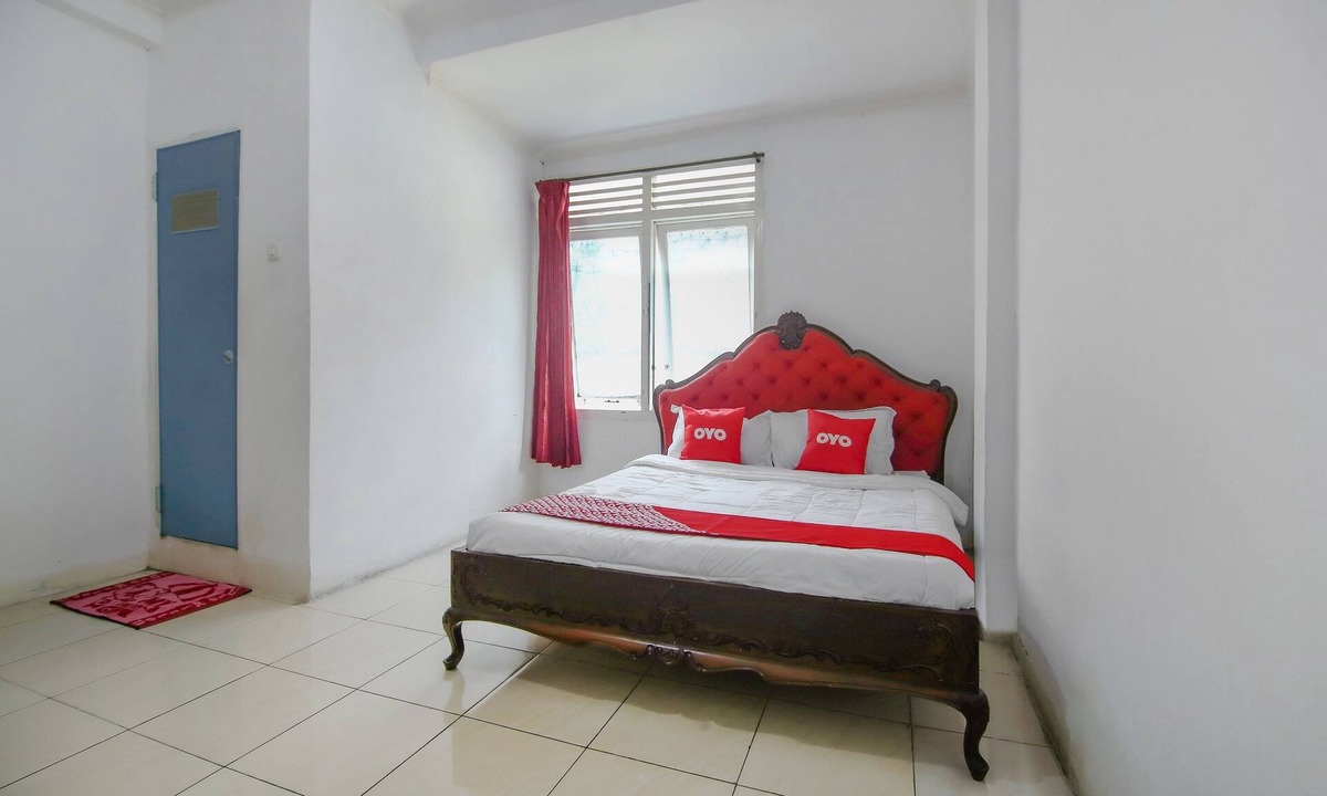 Pagar Alam House | OYO 3242 Penginapan Saa'ada Syariah