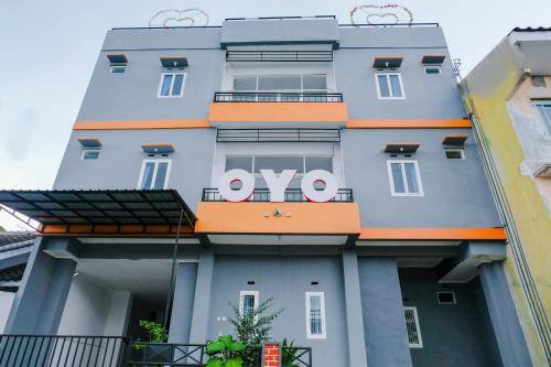 Malang Hotel | OYO 437 Hnr Homestay Syariah