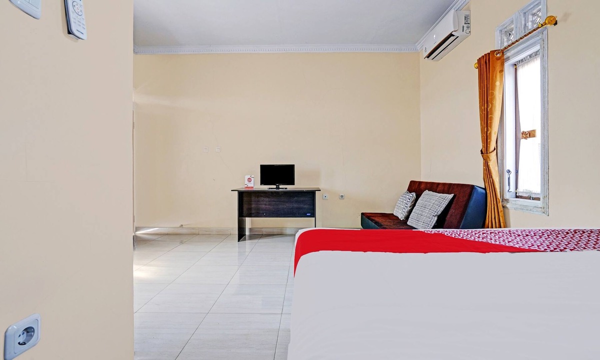 Subang Hotel | OYO 90416 Wisma Wayang Ajen Syariah