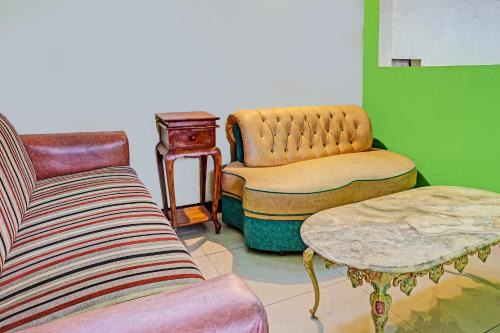 Madiun Hotel | OYO 91599 Penginapan Mutiara Madiun