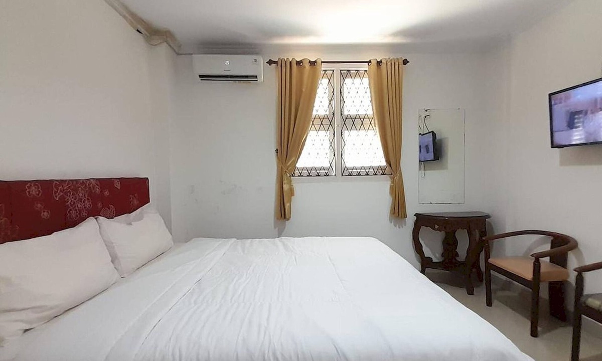 Medan Hotel | OYO 92463 Deli Hotel Medan