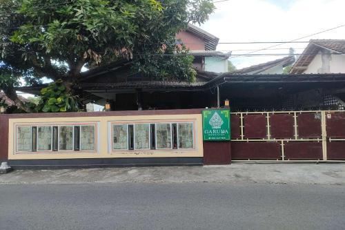 Banguntapan Hotel | OYO 94937 Garuda Homestay Syariah