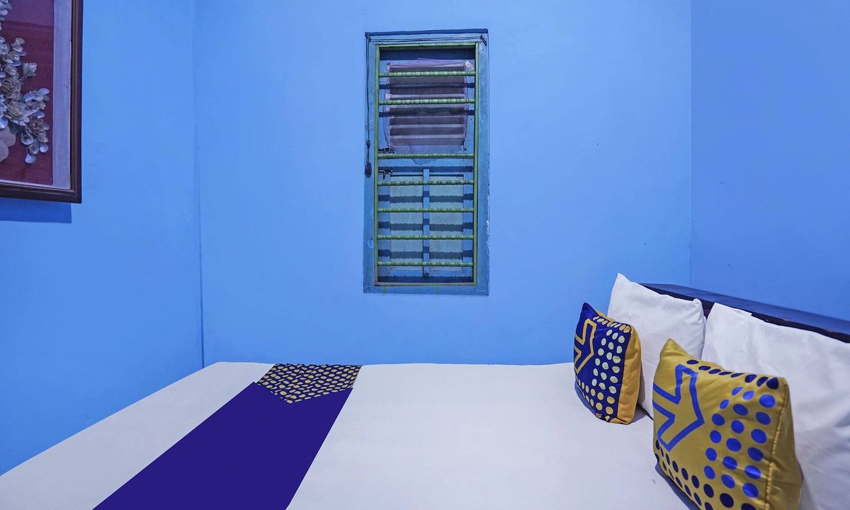 Wonokromo Hotel | OYO Life 91859 Kost Budhe Syariah