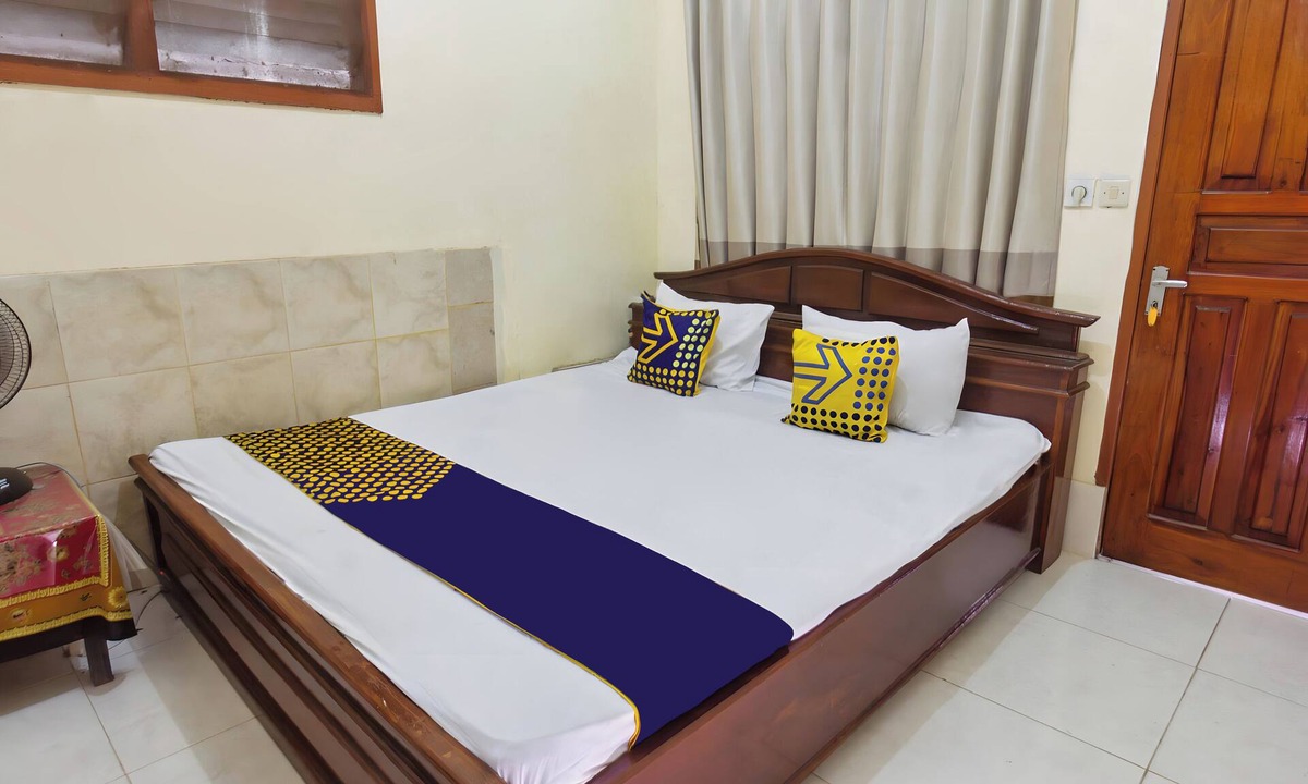 Mataram Hotel | OYO Life 93405 Montong Are Residence