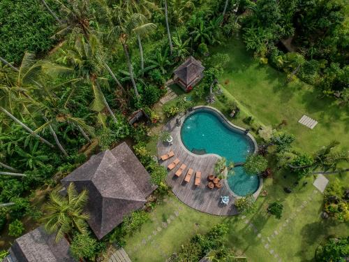 Kemenuh Cabin | Pangkung Carik Villa by GenuineHost