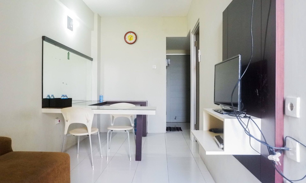 Surabaya Apartment | Pool View 2BR at Dian Regency Apartment