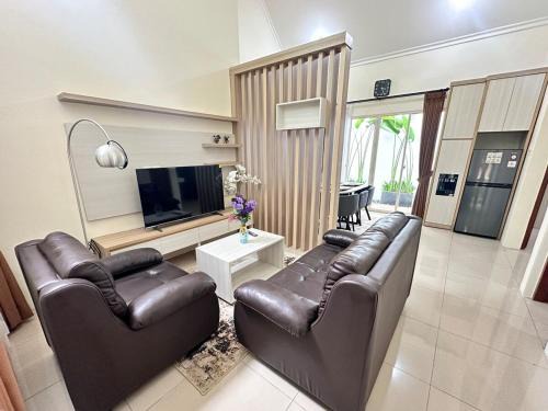 Bogor Selatan House | Rancamaya Vacation Home Grande 22