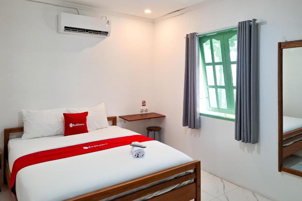 Bojonegoro House | RedDoorz at Amala Heritage Bojonegoro