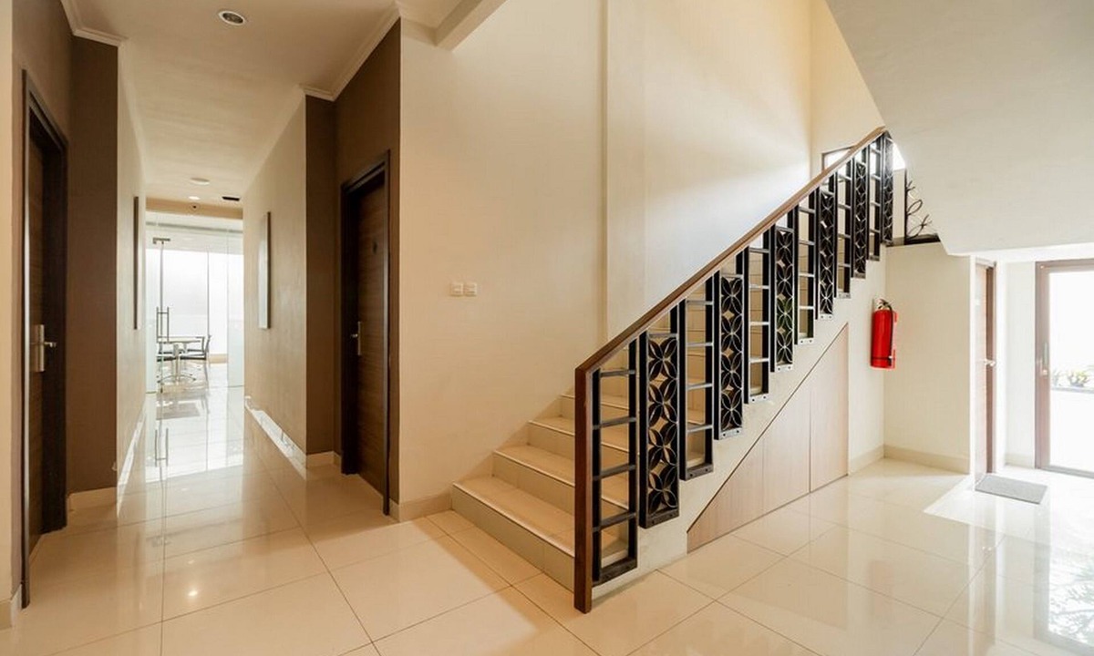 Bangka Hotel | RedDoorz Plus near Lippo Mall Kemang 2