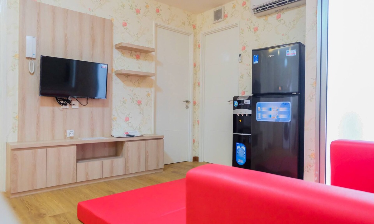 Jatinegara Apartment | Relaxing 3BR Apartment at Bassura City near Shopping Mall
