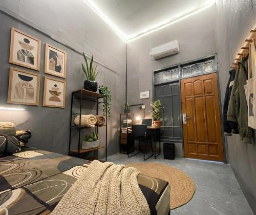 Surabaya House | Residence 168