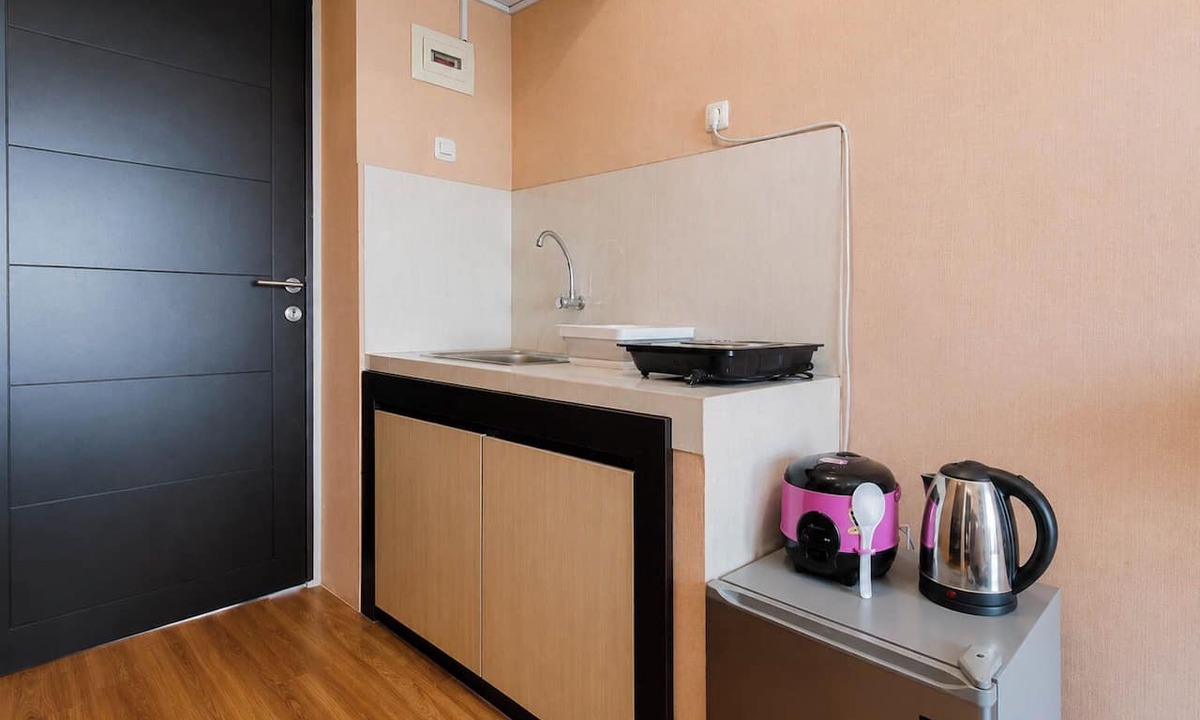 Sidoarjo Apartment | Restful Snug Studio Room At Apartment Suncity Residence