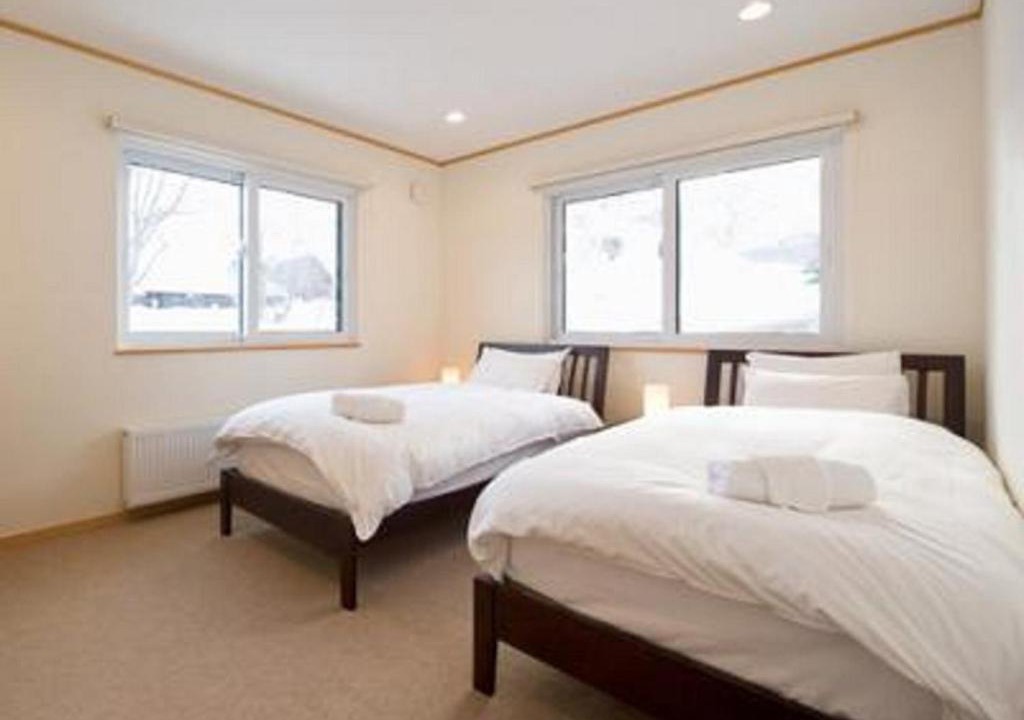 Hirafu Ski Chalet | Ruby Chalet