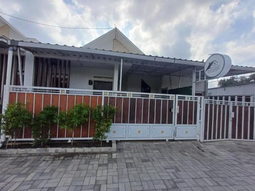 Depok House | Salma homestay