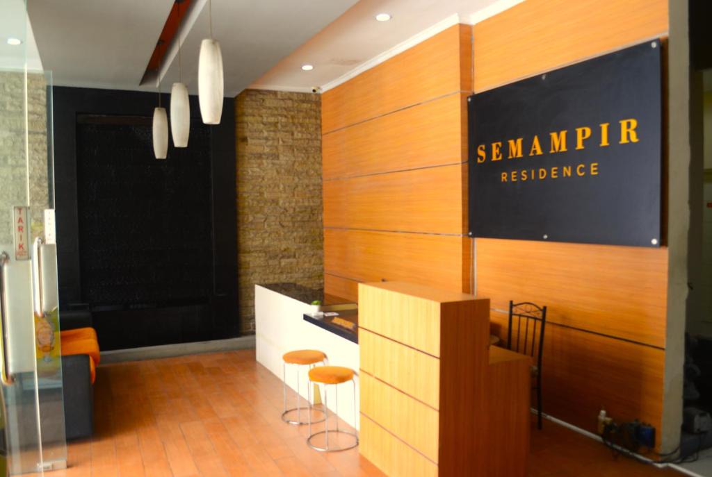Surabaya Hotel | Semampir Residence By Occupied