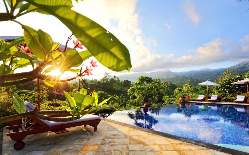 Sukasada Hotel | Shanti Natural Panorama View Hotel