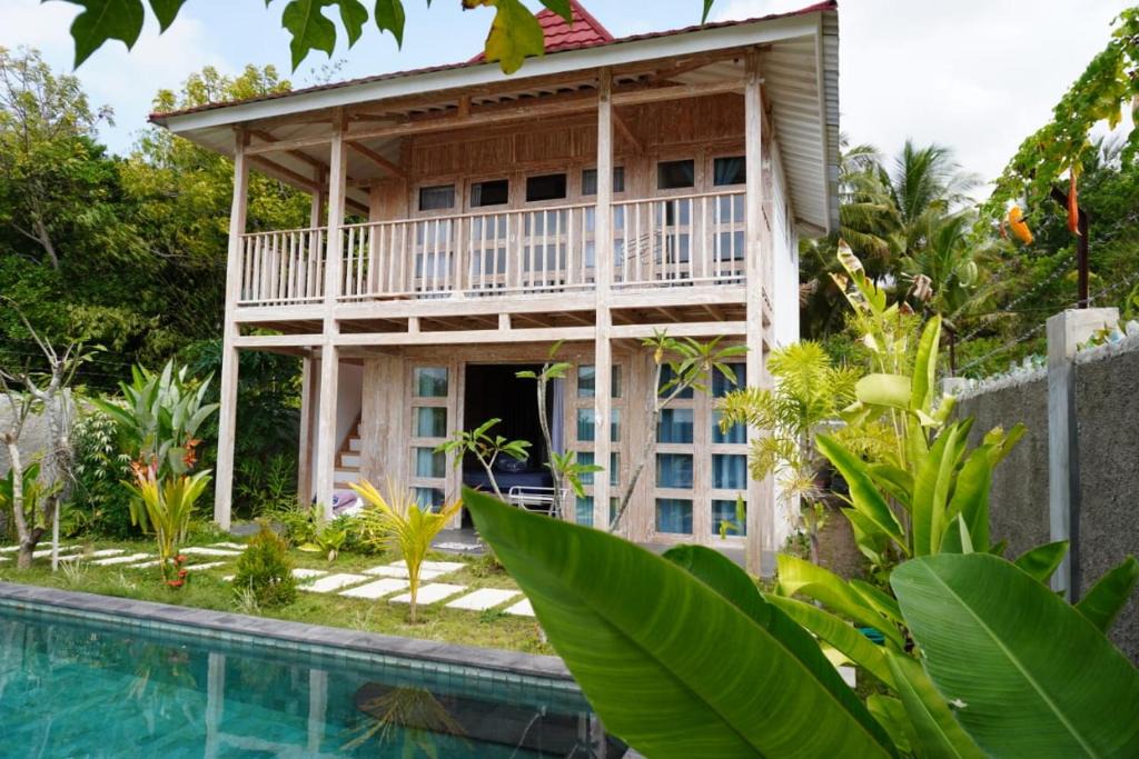 Tanjung Villa | Silir Villa "your cozy home"