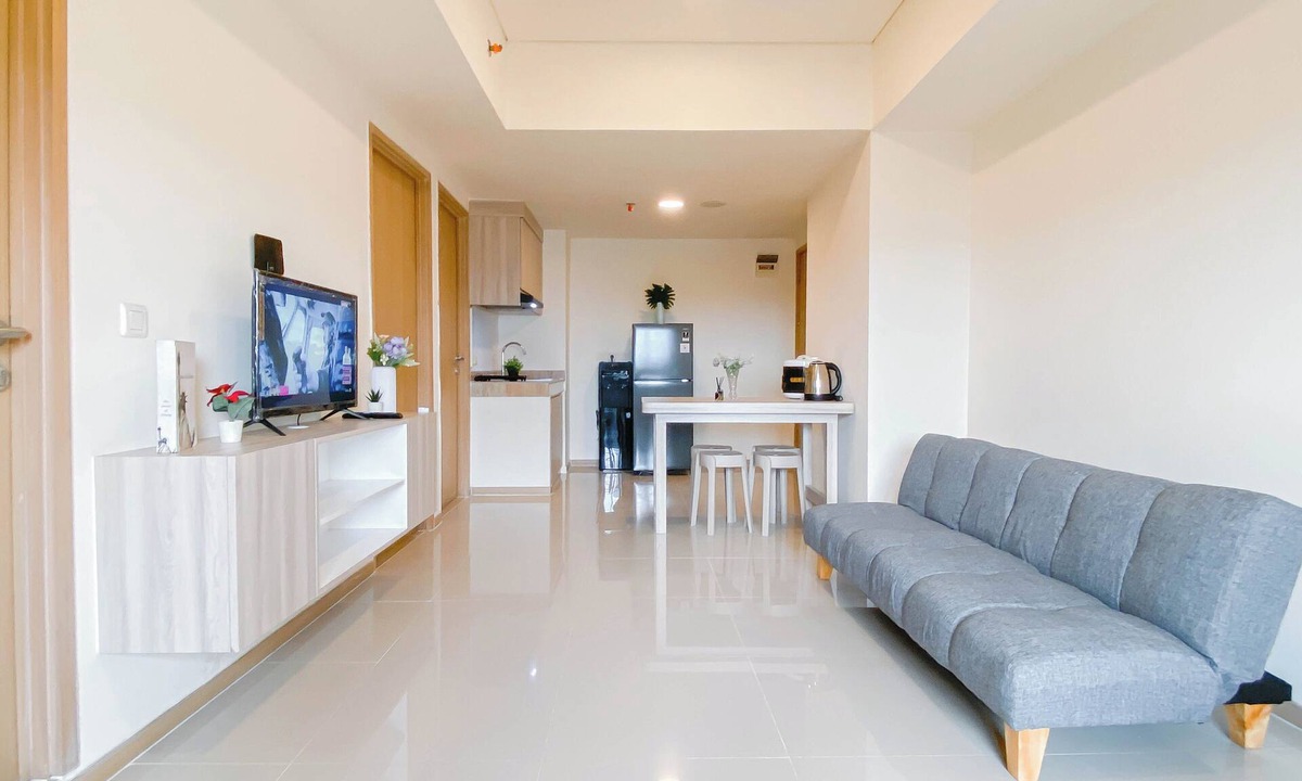 Cikarang Apartment | Spacious 3Br With Neutral Toned At Meikarta Apartment