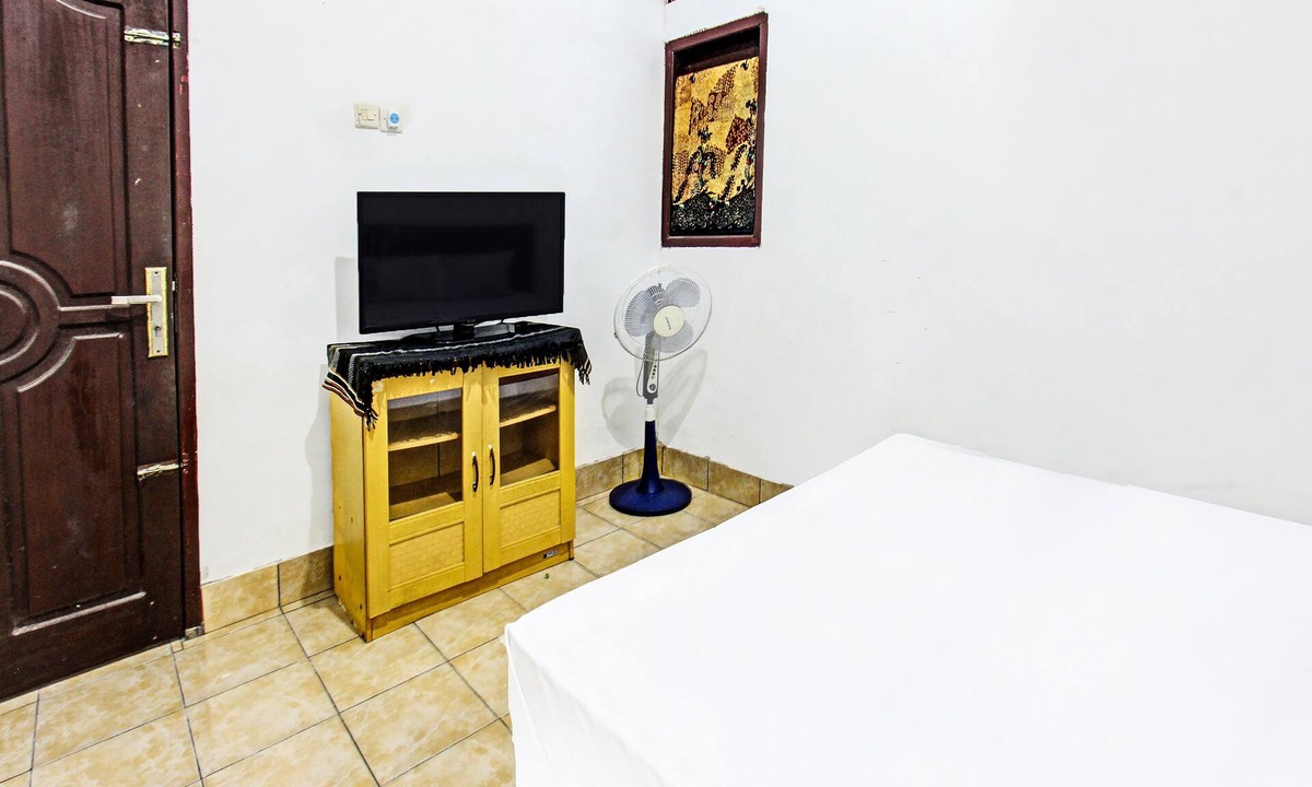 Lombok Hotel | SPOT ON 91982 Dani HomestayNearSesaot Lodge