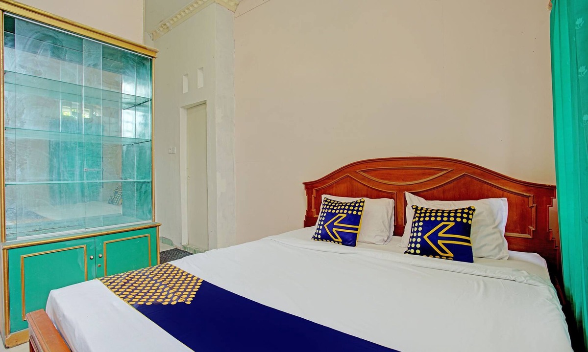 Lawang Hotel | SPOT ON 92905 Sutomo Residence Syariah Near Taman Tugu Padang Area