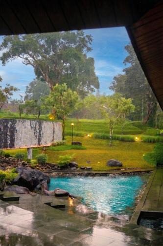 Cisarua Villa | Spring River Cisarua
