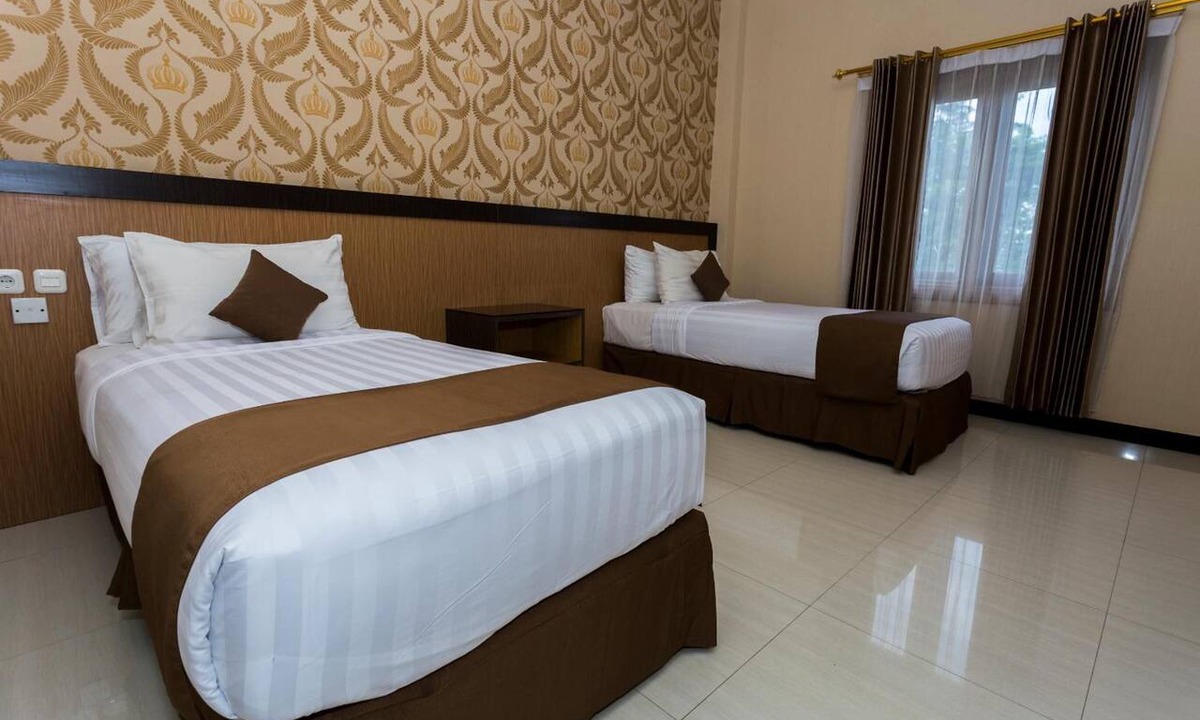 Maumere Hotel | Sylvia Hotel Maumere