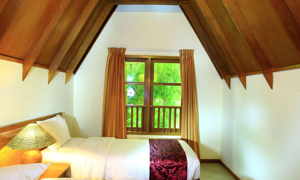 Tanjung Lesung Hotel | Tanjung Lesung Beach Hotel