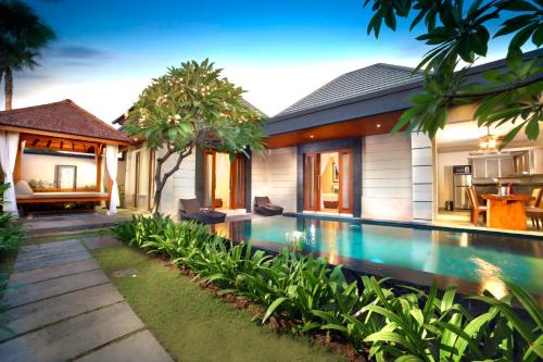 Dewi Sri Villa | The Banyumas Suite Villa Legian