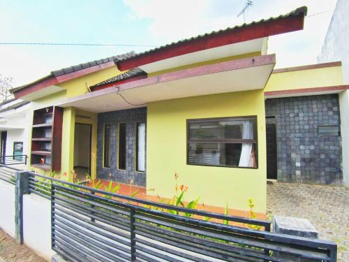 Ngaglik House | The Batu Villas No 5