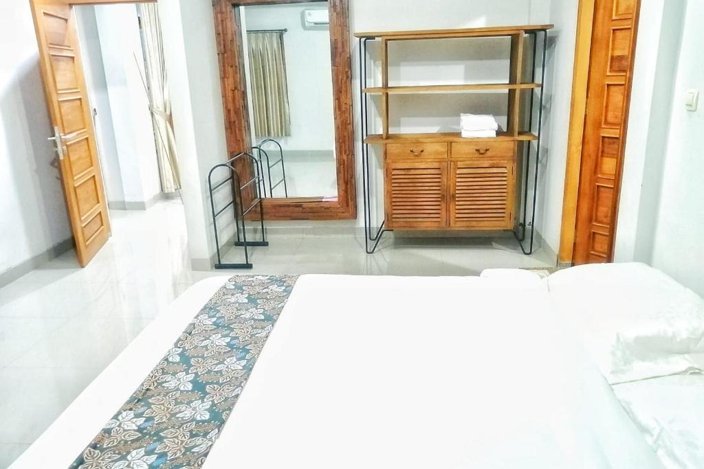Depok Hotel | Tiray Homestay Syariah Yogyakarta Mitra RedDoorz