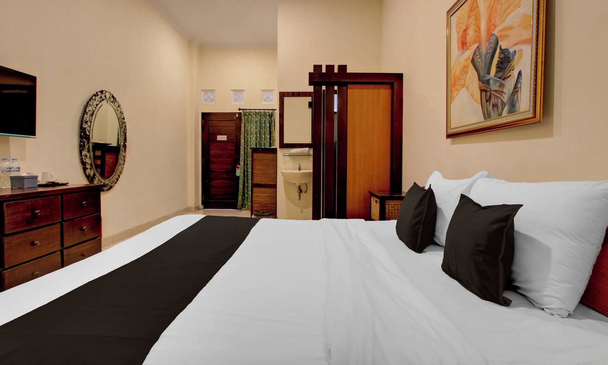Kasihan Hotel | Townhouse Oak Pancanaka Malioboro Hotel