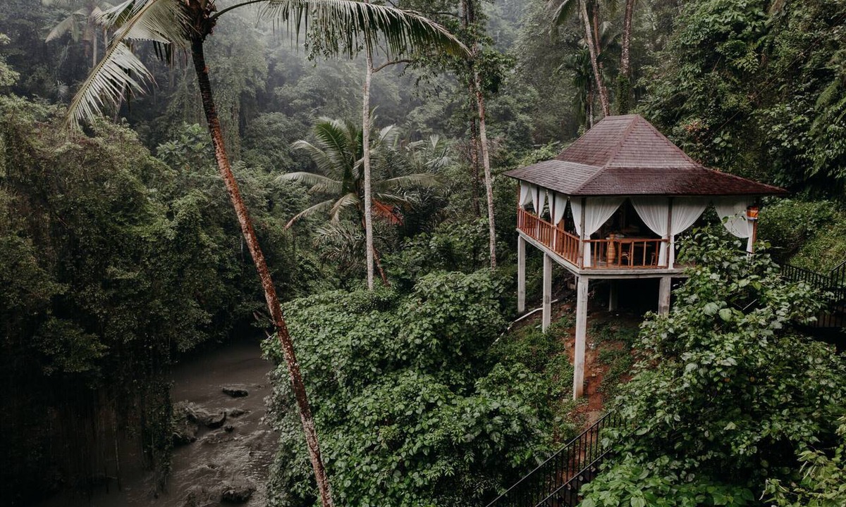 Kemenuh Villa | Ubud Sanctuary | Lush Surroundings | Quiet Stay