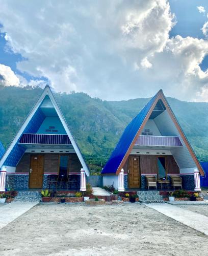 Tuk Tuk Hotel | Unedo penginapan dan homestay