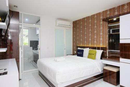 Depok Hotel | Urbanview Hotel DHelomi Homestay near UPN Veteran