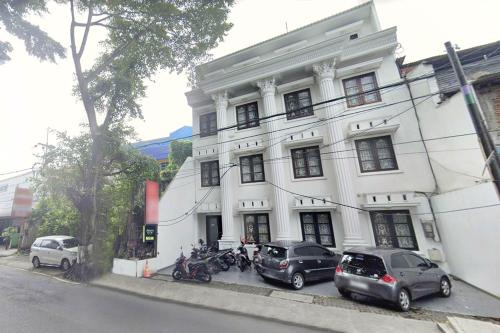 Dinoyo Hotel | Urbanview Hotel Sultan Palace Malang by RedDoorz