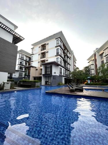 Pagedangan Apartment | Vanya Park Assati Garden House By LiviRooms