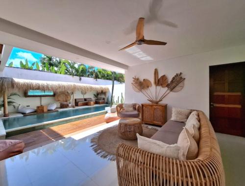 Sunset Road Villa | Villa Anoli - 3 chambres - Centre de Seminyak