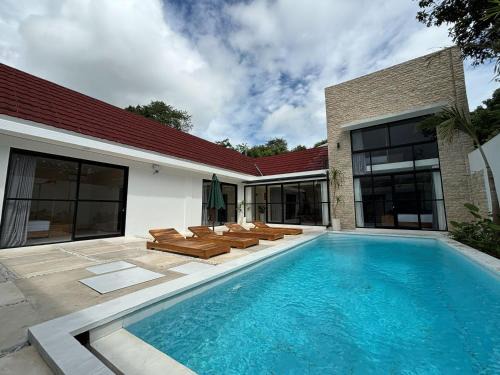Labuan Bajo Villa | Villa Ghiza Labuan Bajo