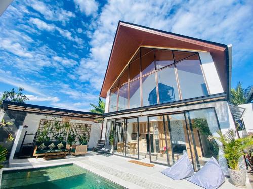 Anturan Villa | Villa Saskia Lovina-Brand New, Luxury Private Vila
