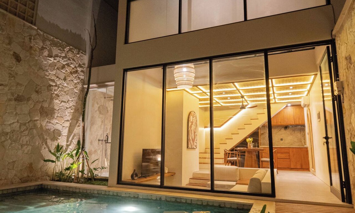 Uluwatu House | Villa Svargi A, minuutes to Uluwatu beach
