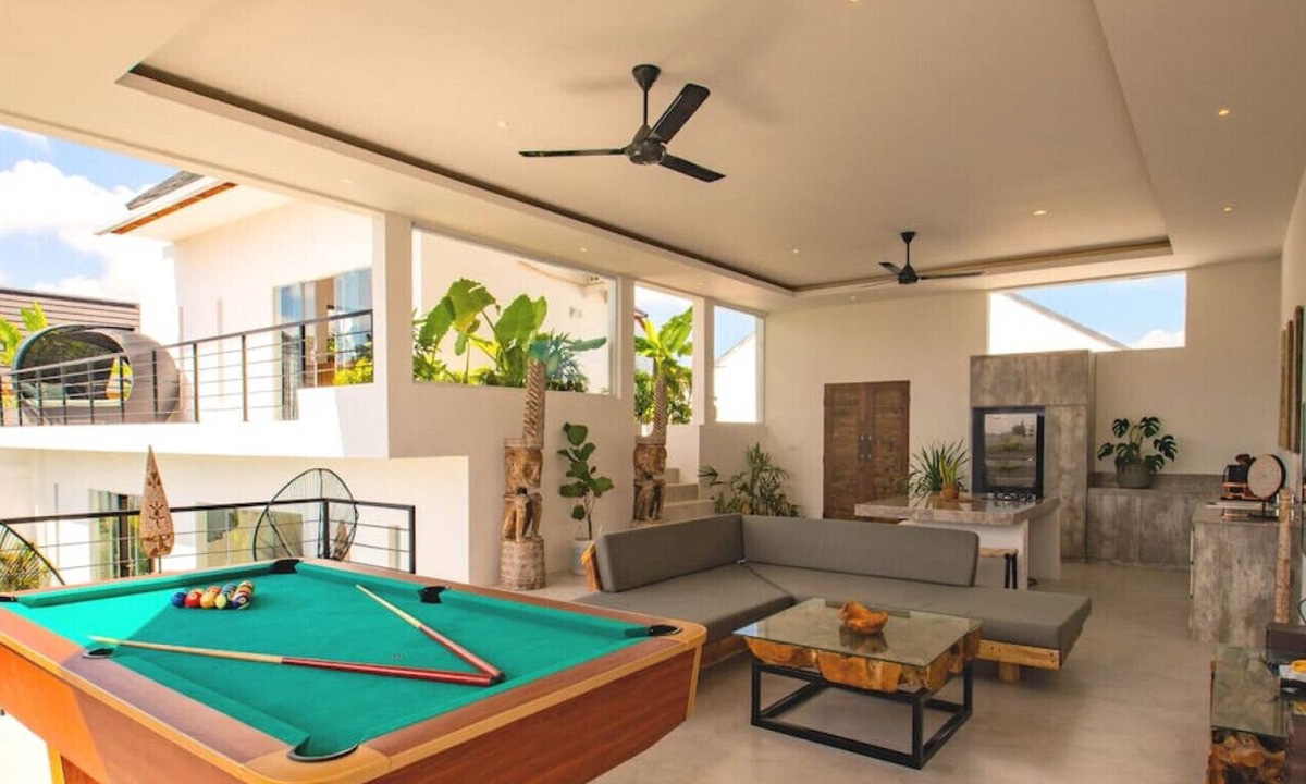 Drupadi Villa | Villa Tortuga · Rice field view in seminiak Beach 3 bedrooms villa