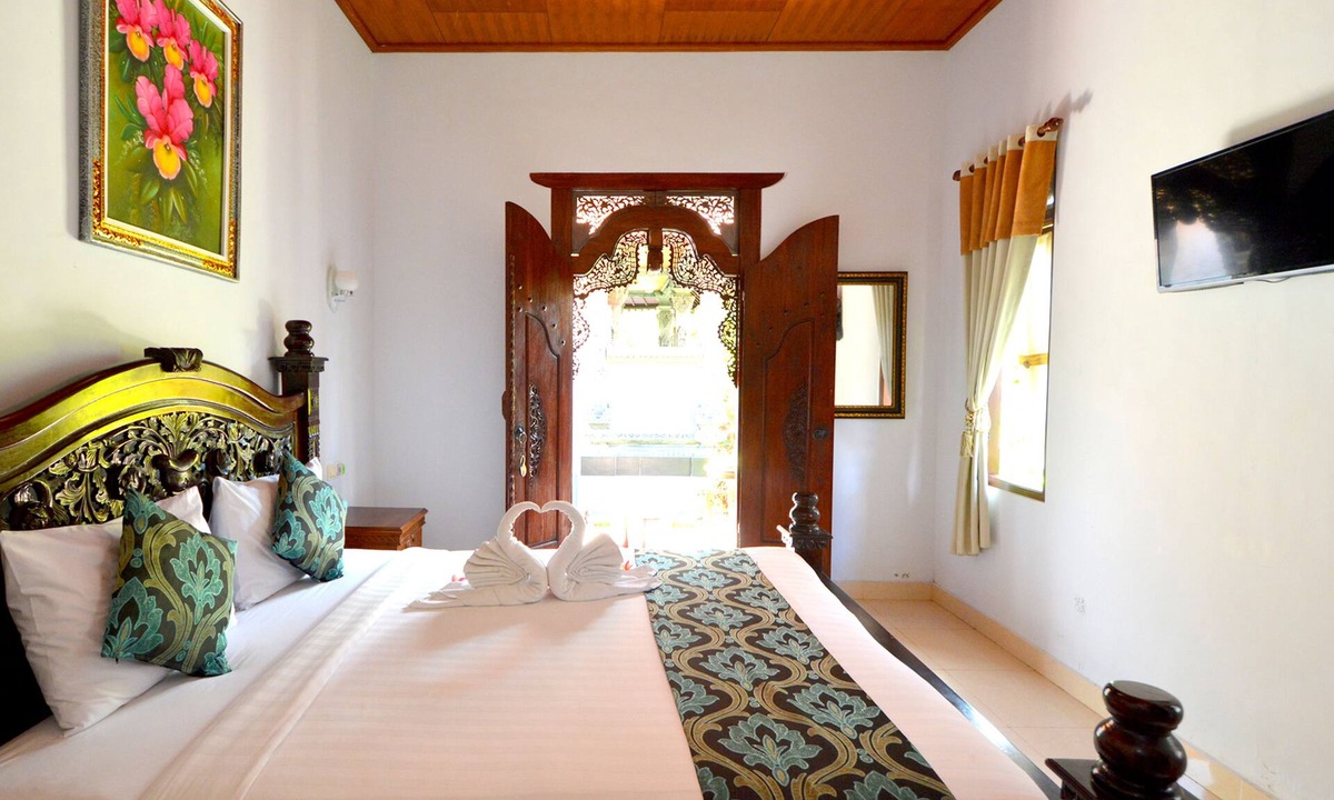 Gianyar Hotel | Wahyu Dewata