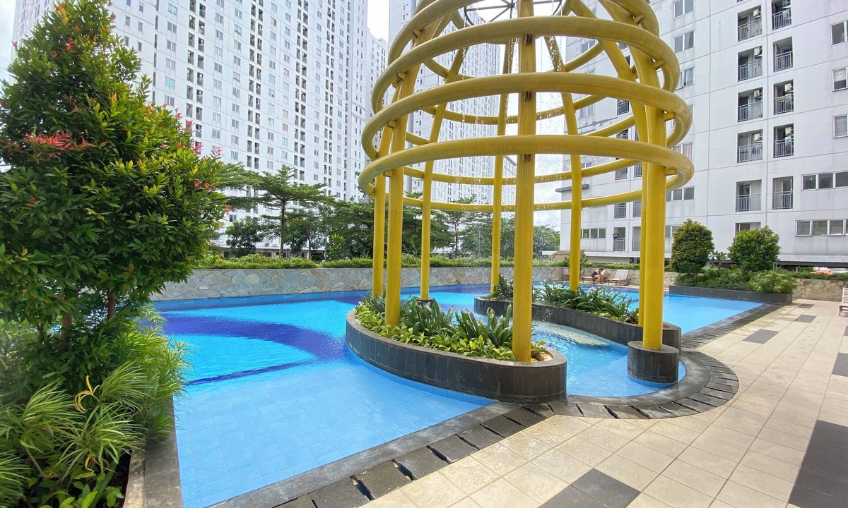 Jatinegara Apartment | Warm And Homey 2Br Bassura City Apartment