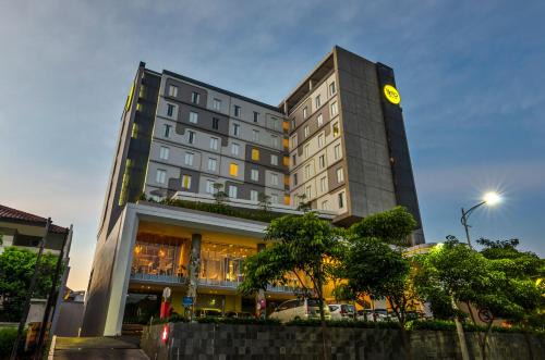 Surabaya Hotel | Yello Hotel Jemursari