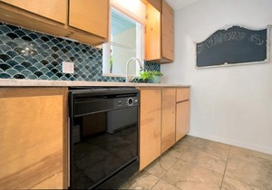 1 Block to Beach & A Street Tropical Apt w Patio in St. Augustine