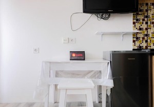 City View Studio Apartment at Bintaro Icon By Travelio