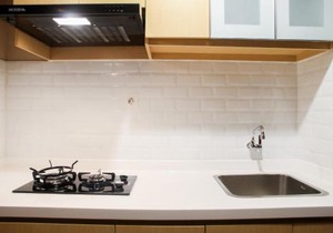 Cozy 1BR Apartment Grand Kamala Lagoon By Travelio in Bekasi