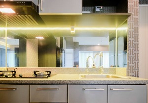 Fabulous Studio Grand Kamala Lagoon Apartment in Kayuringin Jaya