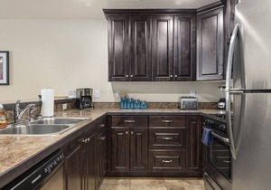 Moab Adventure Condo Near Arches | Pool & Hot Tub in Moab
